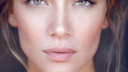BB cream Beauty Treats - model