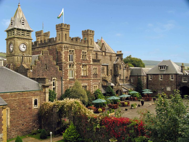 The Top 5 Wedding Castles in The UK