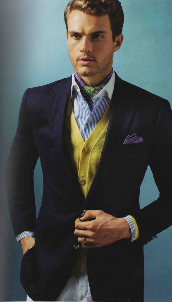 Tips for Wearing an Ascot  Mens vest fashion, Stylish men, Mens cravats