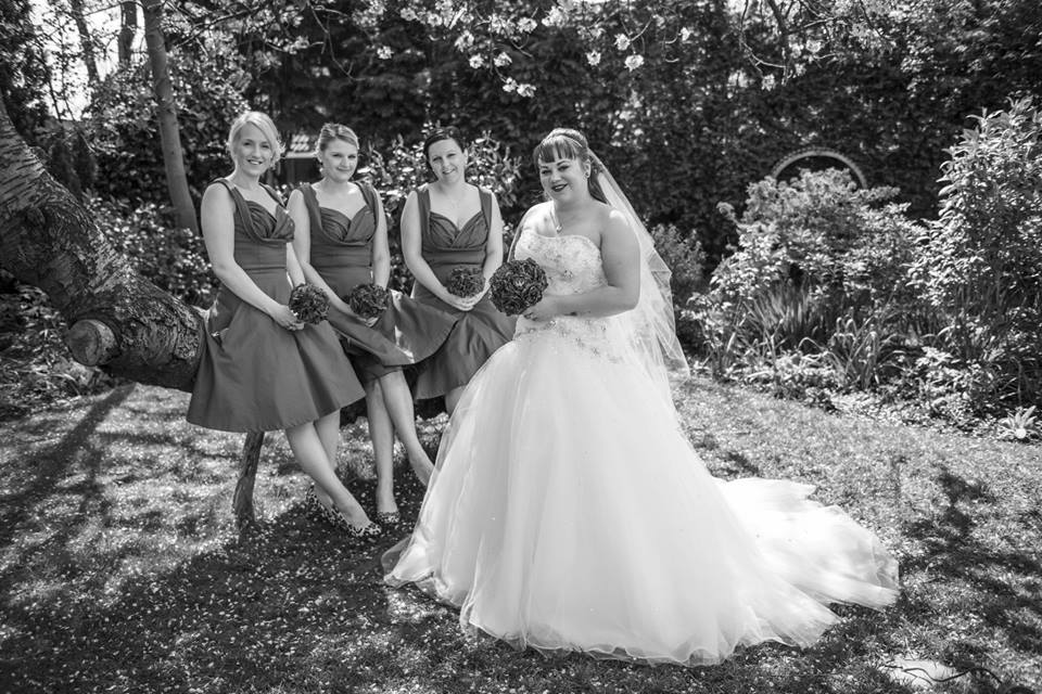 Charlotte with her maid of honour and bridesmaids